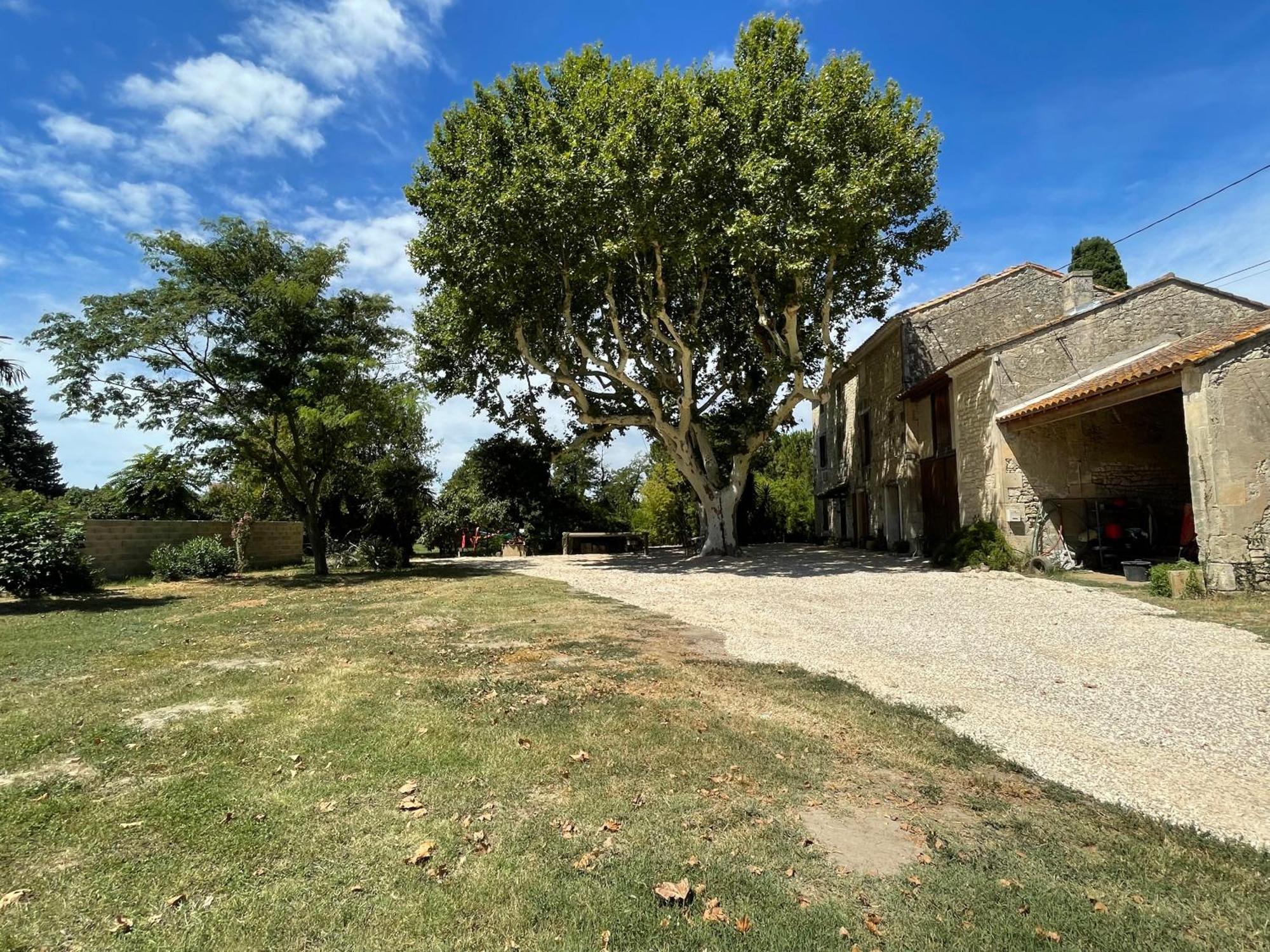 Gite Mas Provencal Tarascon Exteriör bild